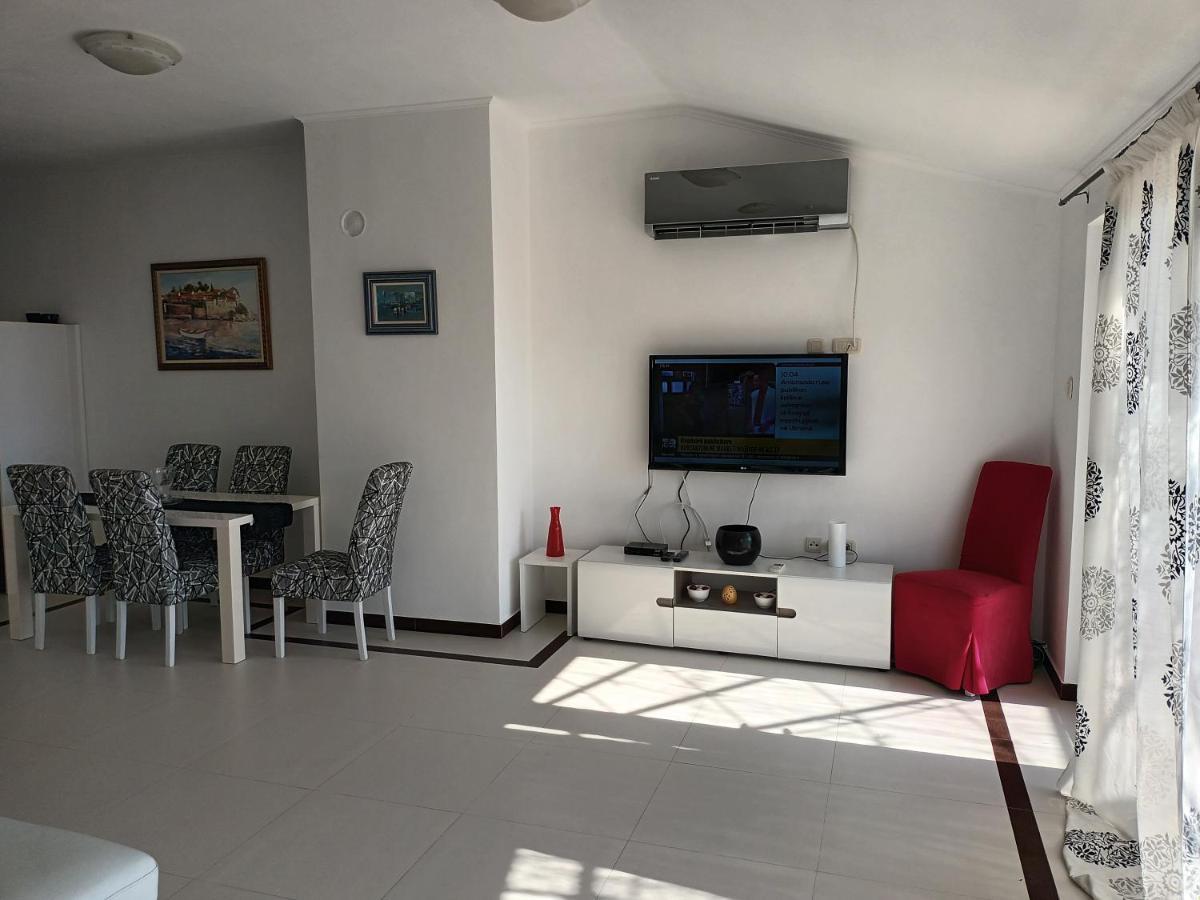 Lustica-Apartment Dora2 Херцег-Нови Экстерьер фото