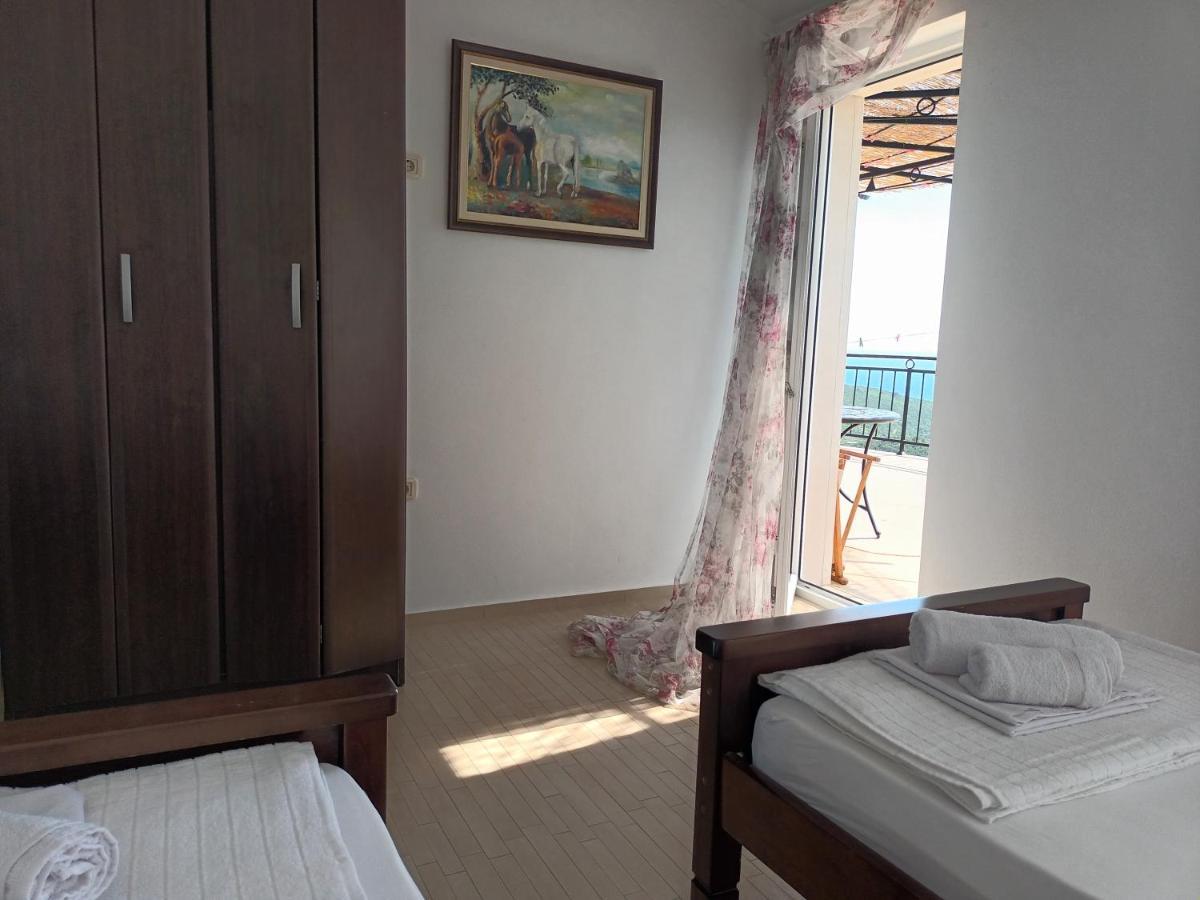 Lustica-Apartment Dora2 Херцег-Нови Экстерьер фото